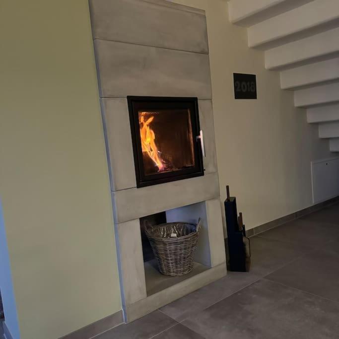 Modernes Ferienhaus In Uedersdorf Exteriér fotografie